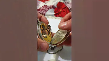 Швейцарские серебряные карманные часы с битым балансом