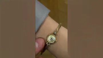Золотой Rolex, женская модель, золото 750 пробы, два бриллианта