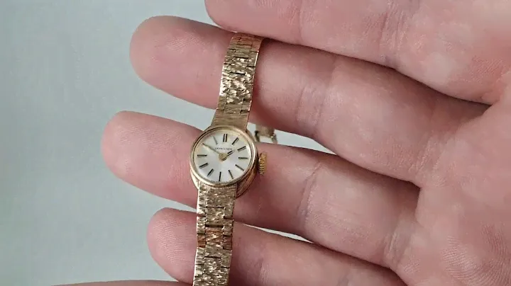 1972 Ladies Longines 9k gold bracelet watch with manual wind movement